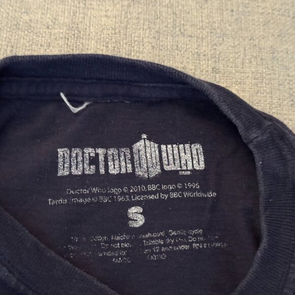 DOCTOR WHO Tardis BBC Short Sleeve Cotton T-Shirt, Blue, Small - Picture 6 of 6